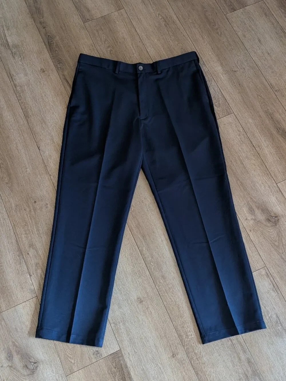 NWT Haggar Dress Pants Mens 39x31.5 Cool 18 Performance Navy Blue Comfort Waist